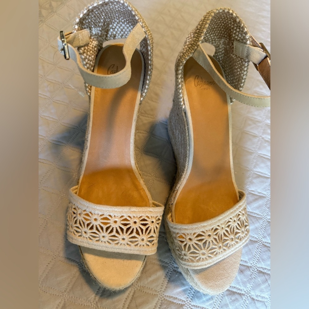Castaner Cream Wedge Sandals with Ankle Strap